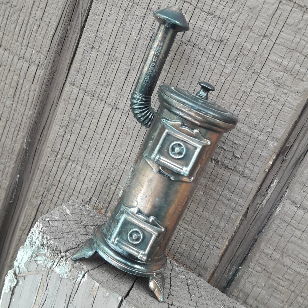 Mini Dollhouse Furniture Cast Iron Pencil Sharpener RARE Vintage Tiny Kitchen
